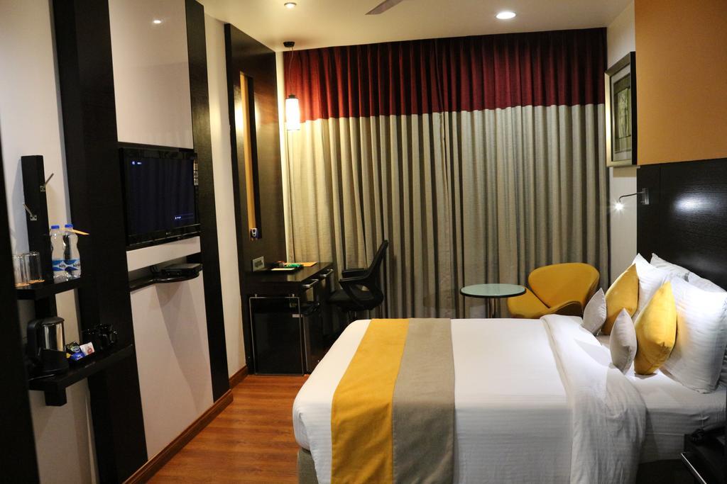 Astoria Hotels Madurai Exterior photo