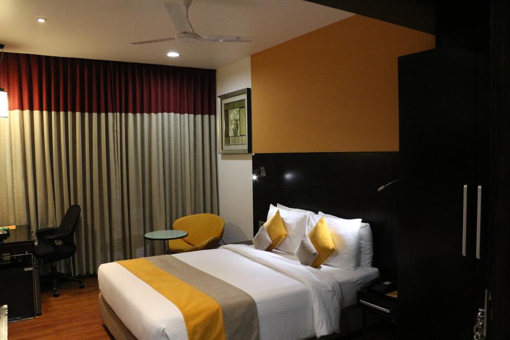 Astoria Hotels Madurai Exterior photo